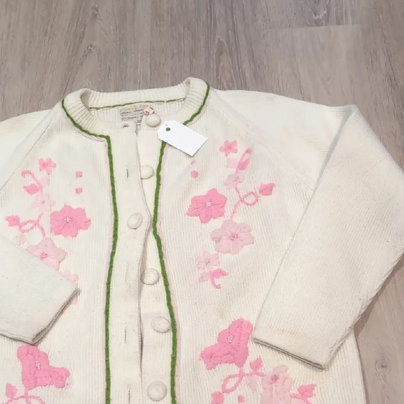 Vintage White Knit Cardigan Pink Embroidery Korea - Picture 11 of 12